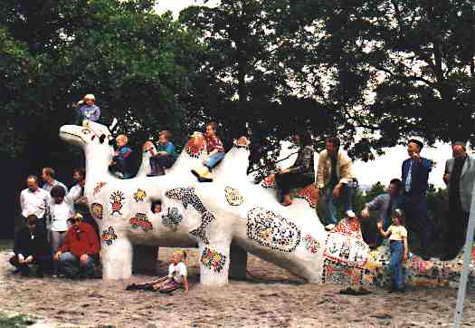 xdino.jpg (25923 Byte)