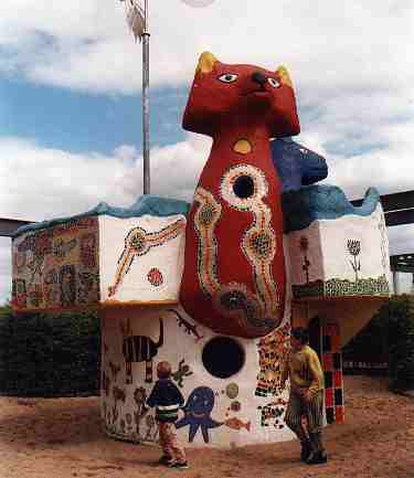 xdino.jpg (25923 Byte)